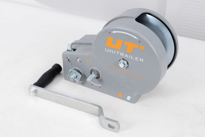 OUTLET Handlier voor UNITRAILER 1150 kg aanhanger met kabel