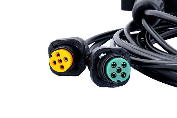 ASPÖCK MULTIPOINT V achterlichten + MANTES 4m 7PIN kabelboom