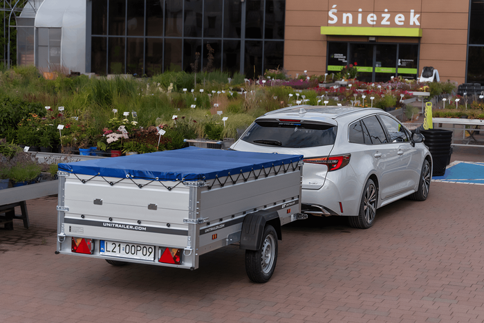 Enkelassige aanhanger met aluminium zijwanden 264x125 Unitrailer Garden 264 KIPP ALU met BIS-zijwanden, H-0 frame en blauwe afdekking