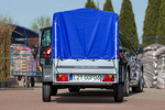 Enkelassige aanhanger 200x106 UNITRAILER GARDEN 200 KIPP met H-800 frame en blauw dekzeil