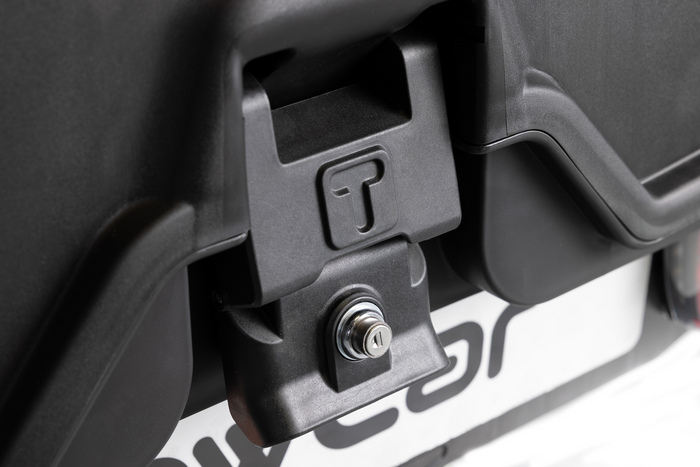 Towbox Camper Alpha zwart LED (lang) - bagagebox voor montage op de trekhaak