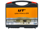 Set van vier UNITRAILER 4m/25mm/0.68t oranje transportbanden met spaninrichting in een koffer.