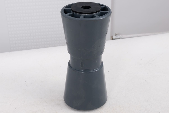 OUTLET Onderrol, romp, boeg, kiel UNITRAILER 194mm voor boottrailer