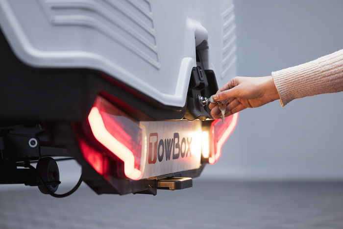 Towbox Alpha klassiek grijs - bagagebox voor montage op de trekhaak