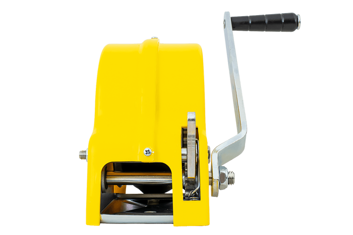 Handlier KNOTT 450 kg met een gele behuizing en een band