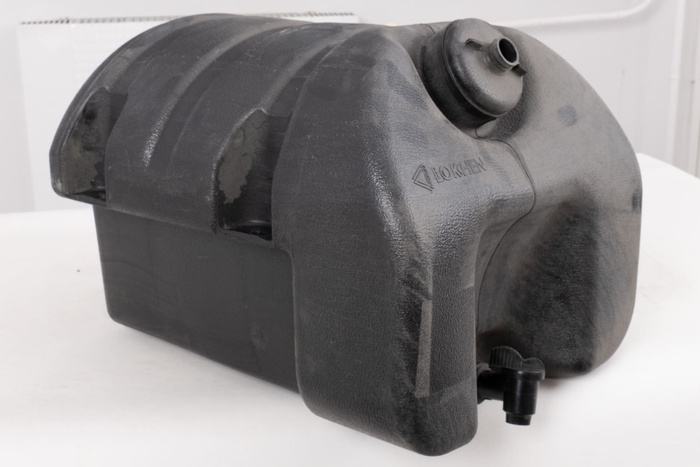 OUTLET LOKHEN 30l watertank voor een bustrailer met zeepdispenser