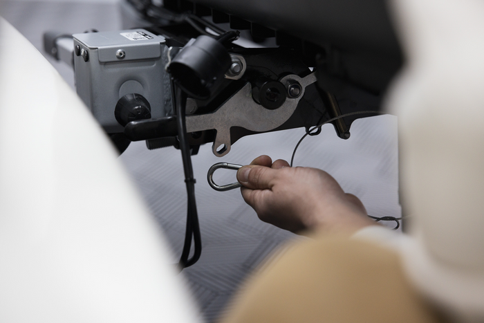 Towbox Camper Alpha zwart LED (lang) - bagagebox voor montage op de trekhaak