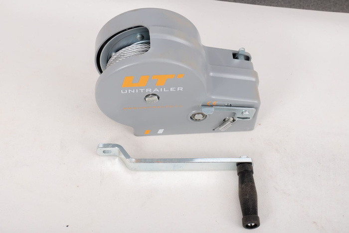 OUTLET Handlier voor UNITRAILER 1150 kg aanhanger met kabel