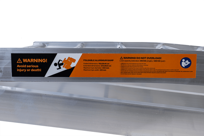 UNITRAILER ALR002 opklapbare aluminium oprijplaat voor aanhanger 221 cm 340 kg met riem