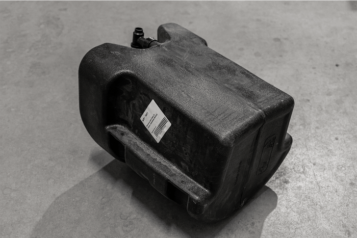 OUTLET LOKHEN 30l watertank voor busaanhanger met zeepdispenser