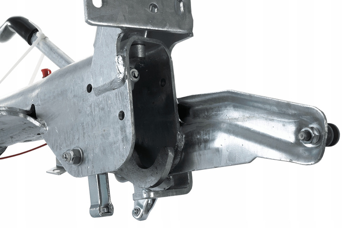 KNOTT oplooprem KF27B met K27A kogelkoppeling 2700 kg met V-dissel en neuswielconsole