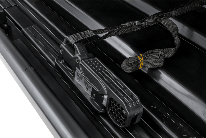 Inter Pack Skugga L 660 dakkoffer, glanzend zwart