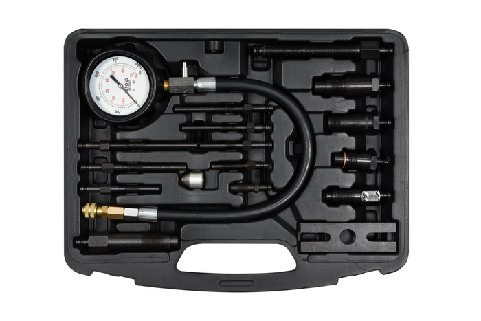 YATO YT-7307 compressiedrukmeter voor 16-cilinder dieselmotoren.