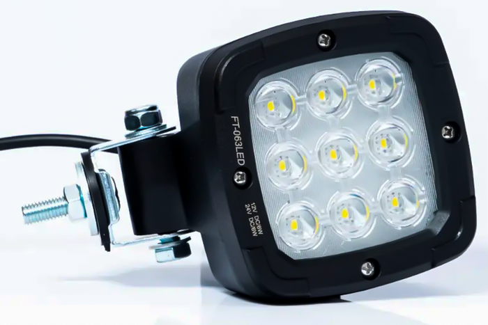 Universele LED werklamp 1800 Lm, 9 LED's, op een scharnierend handvat