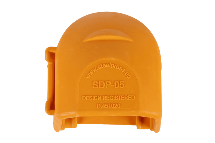 Veiligheidsafdekking voor de STEELPRESS SDP-05 Soft Dock kogelkoppeling met ruimte voor de stekker.