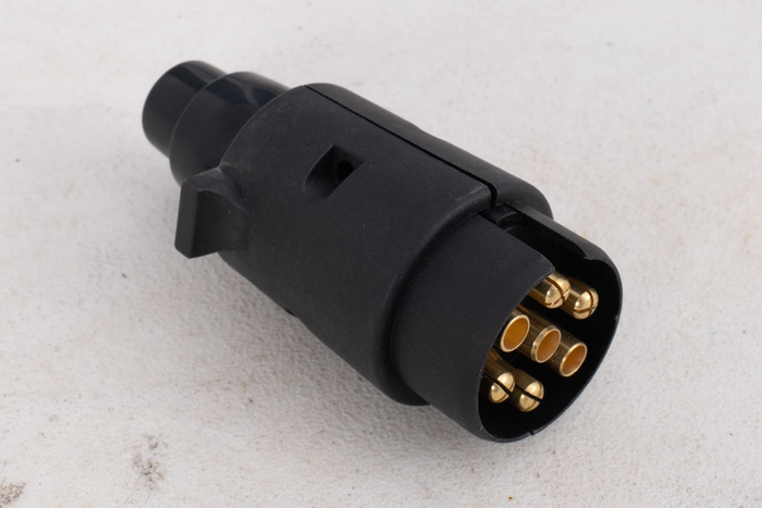 OUTLET 7-PIN UNITRAILER stekker voor trekhaakcontactdoos