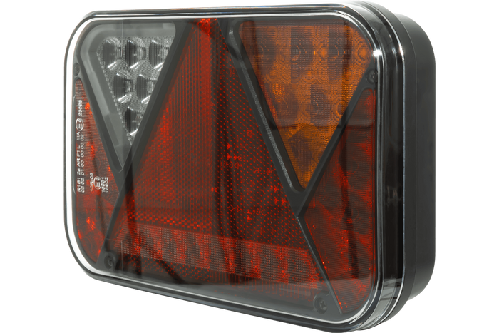 Verlichtingsset: FRISTOM LED achterlichten + HORPOL LED markeringslichten + MANTES 5,3 m 7-polige kabelboom
