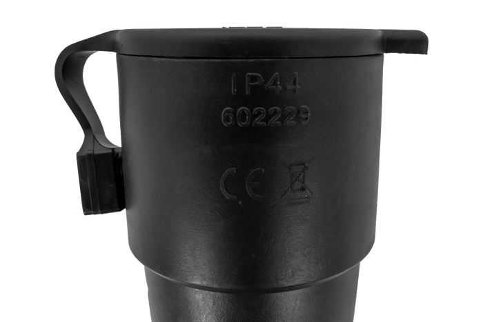 MANTES 3P vrouwelijke contactdoos, rubber, met klep, 16A, 250V