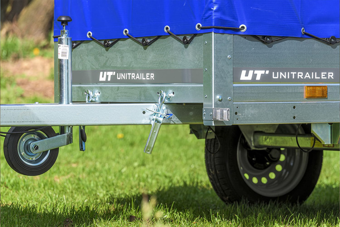 Enkelassige aanhanger 200x106 UNITRAILER GARDEN 200 KIPP met H-800 frame en blauw dekzeil