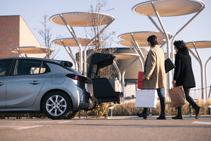 Towbox Alpha urban black - trekhaakkoffer, bagagebox voor op de trekhaak