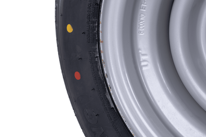 OUTLET Versterkt wiel voor aanhangwagen BAND LINGLONG 195/55 R10C 98/96N VELG UNITRAILER 6Jx10&quot; 5x112 ET:-4